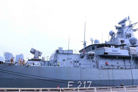 Germany navy frigate pays first visit to Vietnam