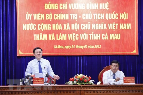 NA Chairman hails Ca Mau province’s achievements in 2021