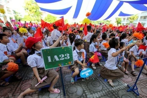 Students from grades 1-6 in Hanoi's suburban districts to return to school from February 10
