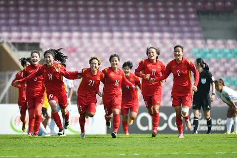 President congratulates female football team