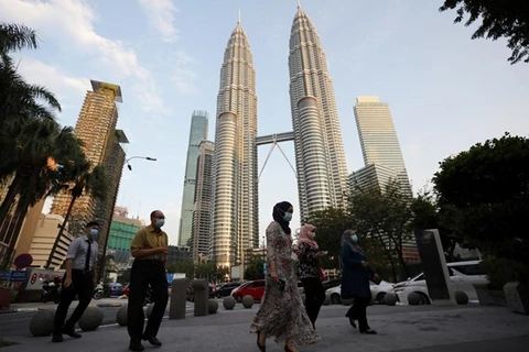 Malaysia’s unemployment rate drops to 4.2 percent