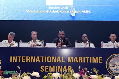 Vietnam’s naval officers attend int’l maritime seminar in India