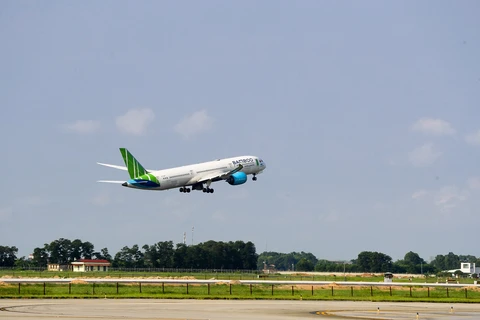 Bamboo Airways launches Hanoi-London direct air route