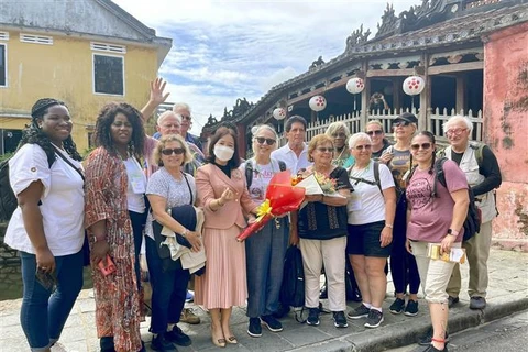 Hoi An welcomes first foreign tourists in 2022