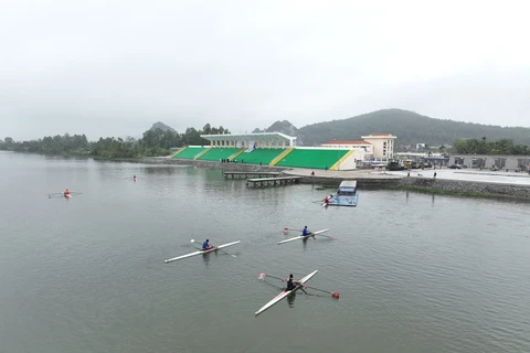 Athletes training hard for SEA Games 31’s rowing, canoeing events 