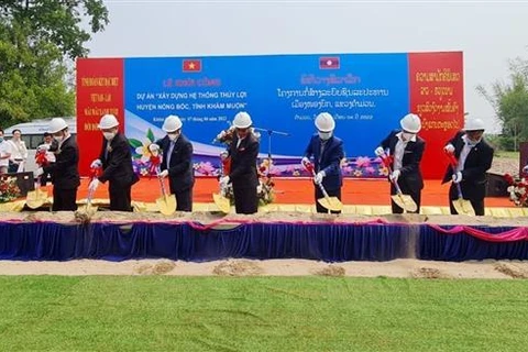 Vietnam helps Laos develop irrigation system
