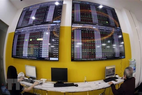 Vietnam’s daily stock trading value ranks second in ASEAN