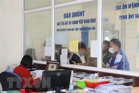 Vietnam urged to expand social insurance coverage, limit lump-sum claims
