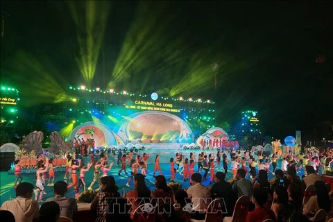 Ha Long Carnival gives boost to tourism activities in Quang Ninh