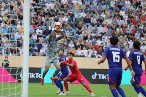 Cambodia’s coach satisfied with victory over Laos in men’s football