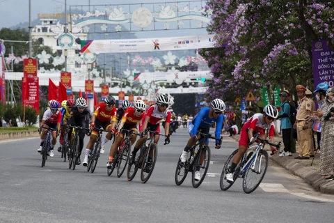 SEA Games 31: Vietnam’s cyclists secure gold, silver in road competitions