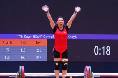 SEA Games 31: Vietnamese weightlifter wins gold in women's 59kg category
