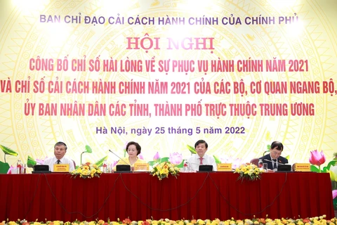 Justice ministry, Hai Phong named best performers in administrative reform