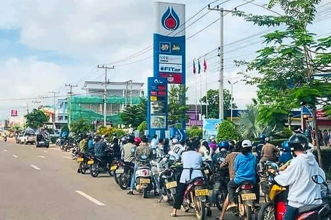 Lao government urges against unnecessary travel to save fuel