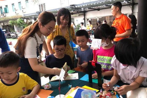 Japanese cultural event for children underway in Hanoi