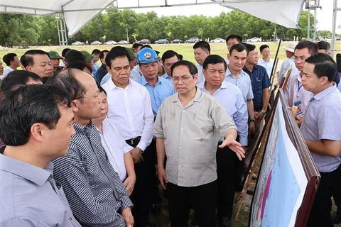 Thach Khe iron ore mining project needs careful consideration: PM