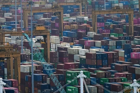 Singapore’s exports grow strongly in May