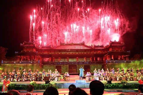 Hue Festival 2022 opens with colourful show