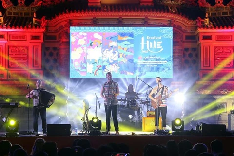 Night performances create distinctive feature at Hue Festival 2022