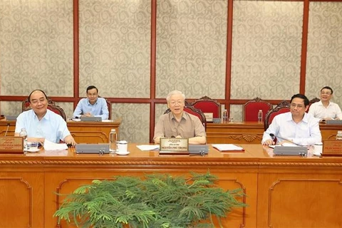 Politburo, Secretariat of Party Central Committee look into major national matters