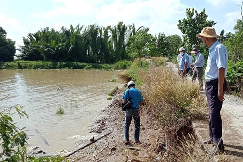 Soc Trang tightens measures to combat erosion