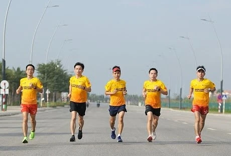 About 11,000 athletes to take part in Vnexpress Marathon Amazing Halong 2022
