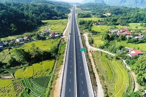 Expressway project connects Hai Phong and Chinese locality