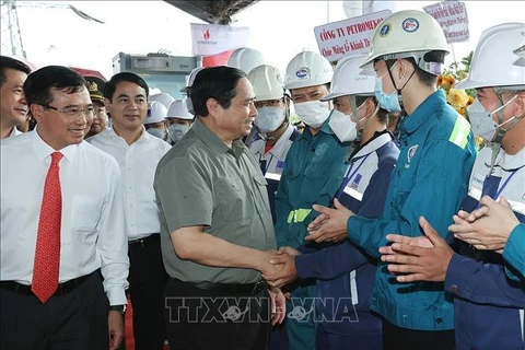 PM attends inauguration of Song Hau 1 Thermal Power Plant