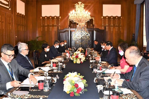 Vietnam, Indonesia seek ways to promote bilateral ties