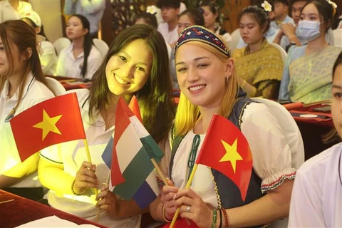 Annual summer camp for overseas Vietnamese youths launched in Nghe An