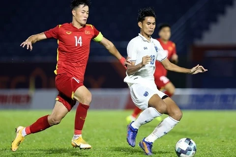 Football: U19 Vietnam beat Thailand, face Malaysia in final round at Int'l U19 Tournament