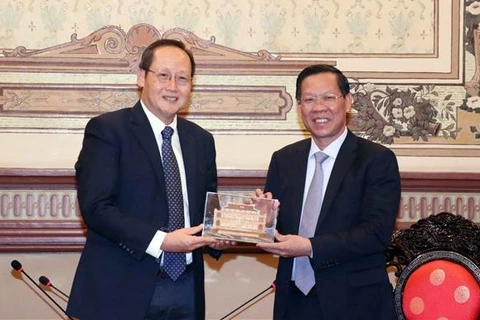 HCM City, Singapore enhance cooperation on human resources development