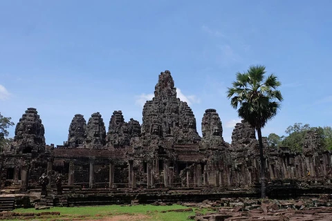 Cambodia eyes to serve 1.3 million foreign tourists in 2022