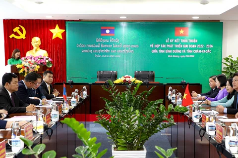 Binh Duong strengthens ties with Laos’ Champasak province