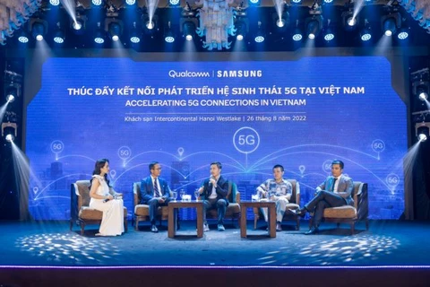 Firms urged to cooperate to accelerate 5G in Vietnam