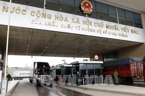 Imports, exports via Lao Cai border down 39.4% in value