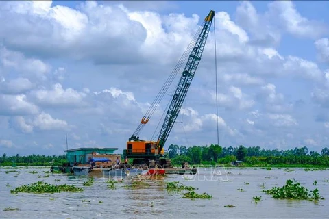 Sustainable sand management helps reduce climate change impacts on Mekong Delta