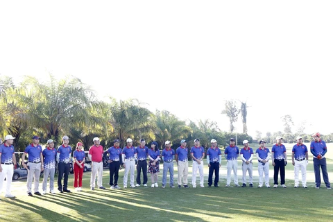 Friendship golf tournament held to foster Vietnam-Laos ties