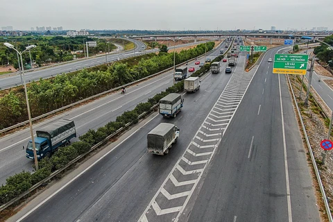 Nearly 290 mln USD proposed to pay foreign loans of Hanoi-Hai Phong expressway