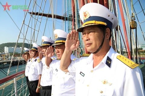 Sailing Ship 286-Le Quy Don completes military diplomatic mission