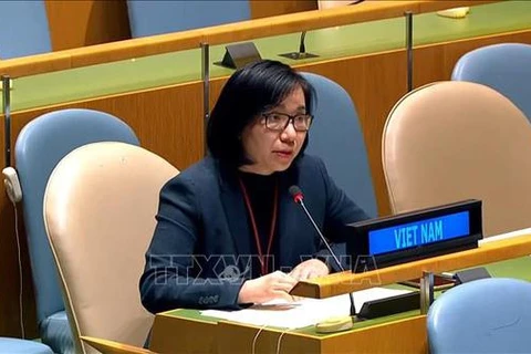 Vietnam shares experience in ensuring workers’ rights