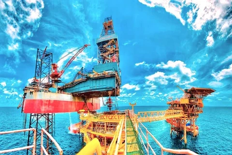 Vietnam-Russia joint venture welcomes first oil flow from Ca Tam field's second rig