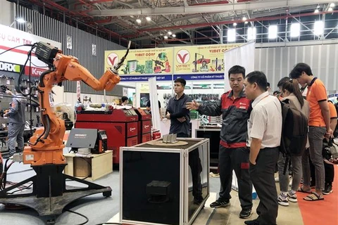 Int’l exhibition on industrial products, technology opens in HCM City