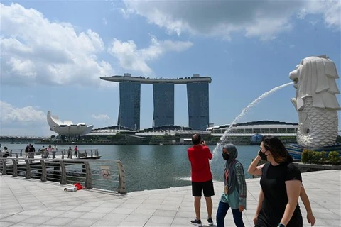 Singapore likely to continue suffering high inflation in 2023