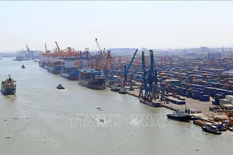 Goods throughput at sea ports up 3% in 10 months