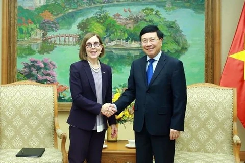Vietnam hopes to enhance economic-trade ties with Oregon: Deputy PM