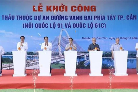 PM breaks ground for Can Tho’s western belt road project