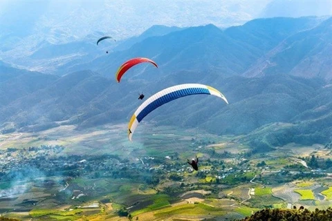 Paragliders to compete in first national cross country competition