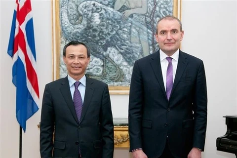President of Iceland speaks of potential for cooperation with Vietnam