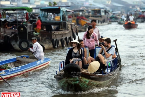 Int’l visitors flock to Mekong Delta ahead of New Year festival